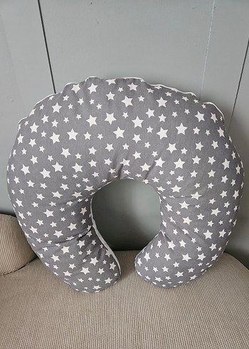 Gri Yıldız Desenli Emzirme Yastıgı - Görsel 2