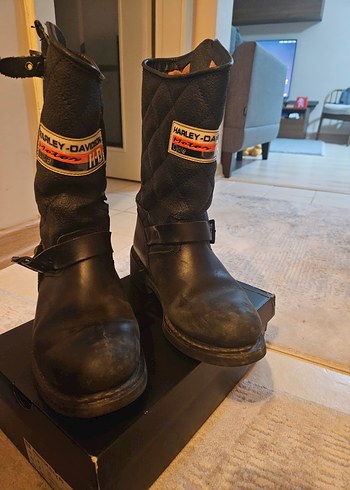 Harley Davidson Kadın Bot - Görsel 2