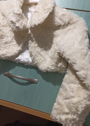 Kız Çocuk Beyaz Kürk Detaylı Bolero - Görsel 2