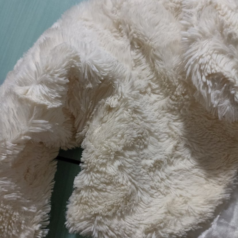 Kız Çocuk Beyaz Kürk Detaylı Bolero - Görsel 4