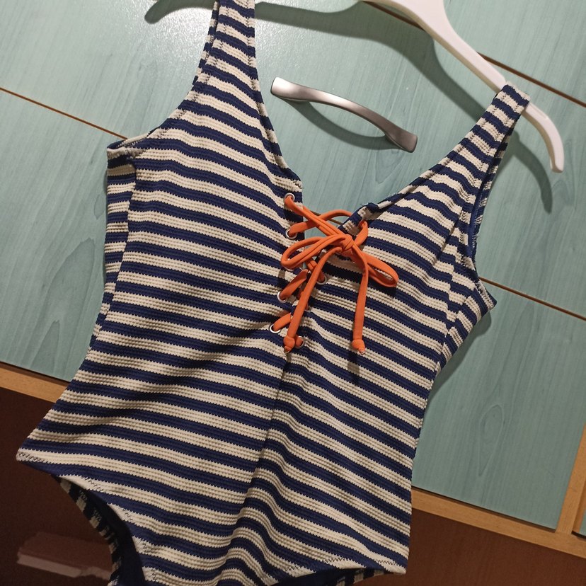 Lacivert Çizgili Bağcıklı Kadın Mayo - Görsel 2