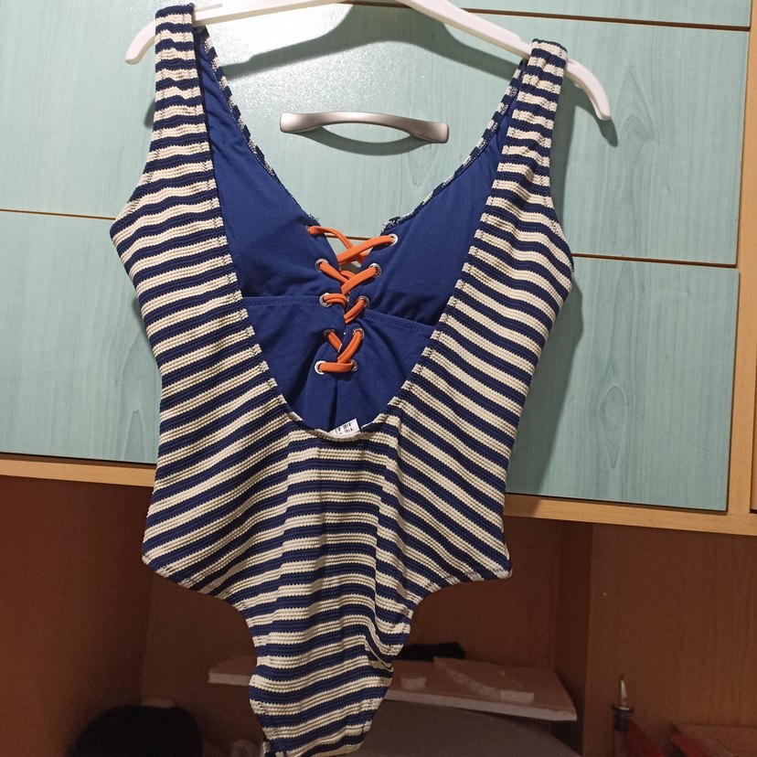 Lacivert Çizgili Bağcıklı Kadın Mayo - Görsel 3