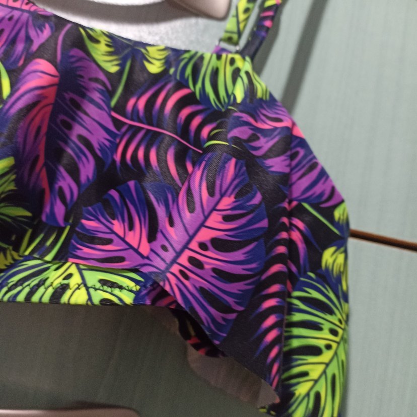 Renkli Yaprak Desenli Volanlı Mini Bikini Üstü - Görsel 2