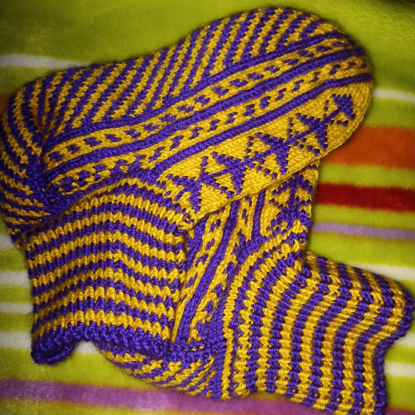 Renkli Desenli Erkek Çorabı - Görsel 3