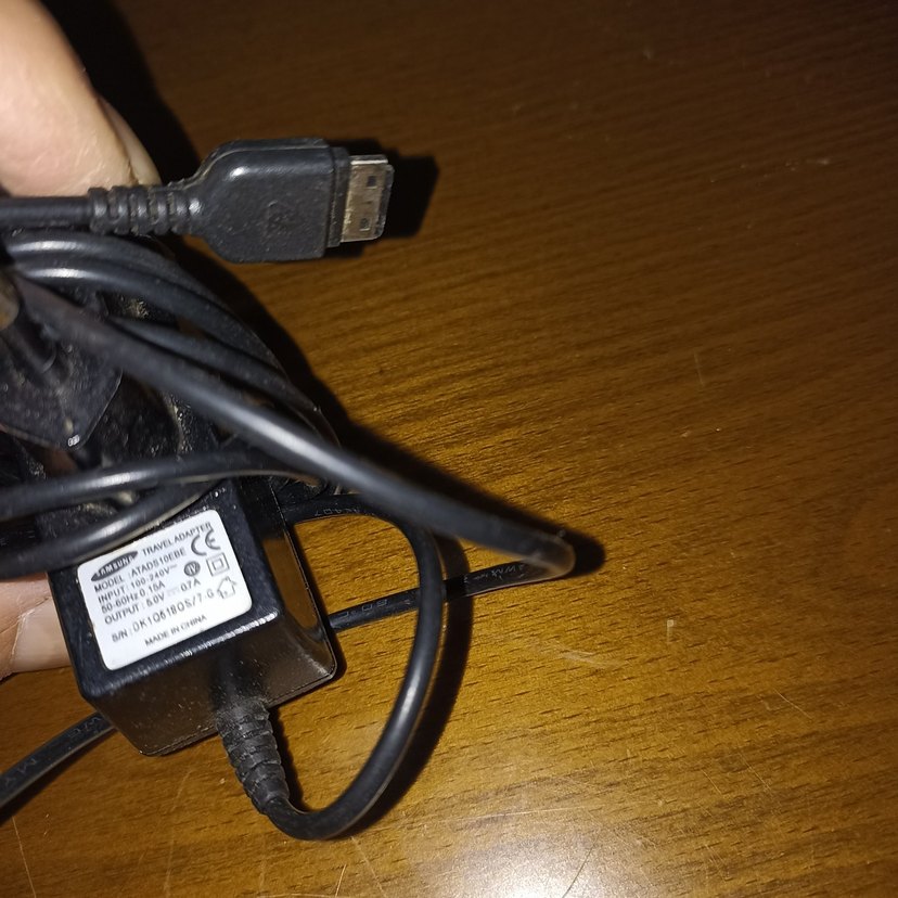 Siyah Telefon Şarj Adaptörleri - Görsel 3