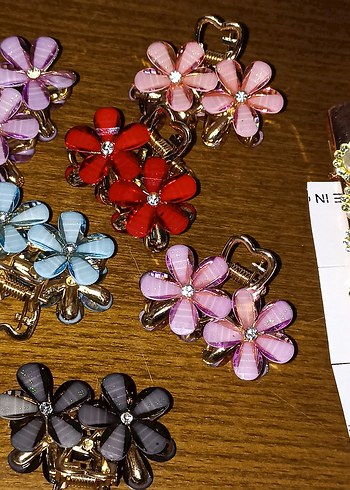 Renkli Boncuklu Çiçekli Saç Tokası - Görsel 4