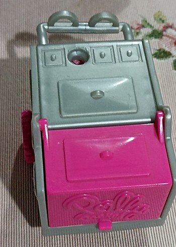 Pembe ve Gri Oyuncak Araba - Görsel 3