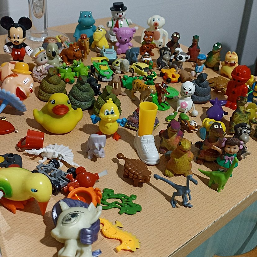 Renkli Mini Aksiyon Figürleri Seti - Görsel 3