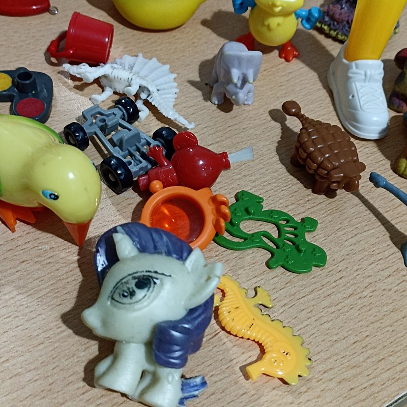 Renkli Mini Aksiyon Figürleri Seti - Görsel 4