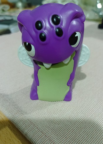 Mor Renkli Renkli Aksiyon Figürü - Görsel 2