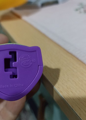 Mor Renkli Renkli Aksiyon Figürü - Görsel 3