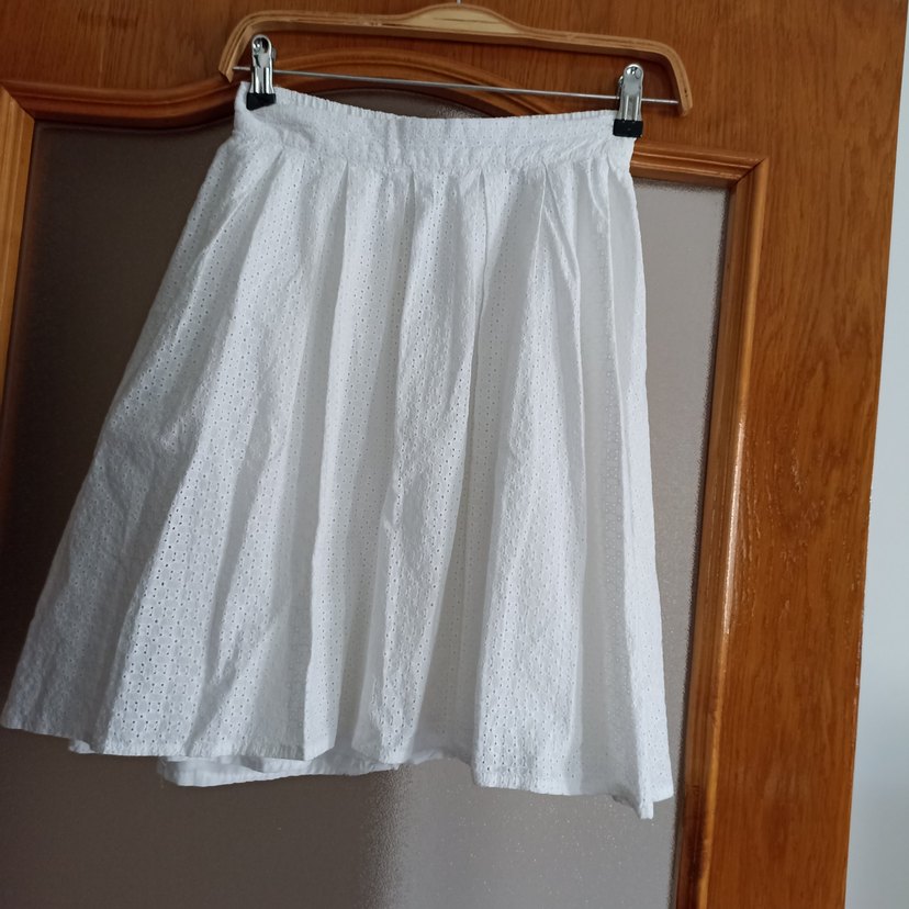 Pamuk Beyaz Pileli Midi Hamile Eteği - Görsel 4