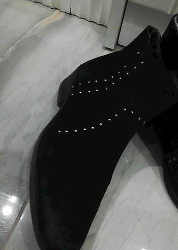 Siyah Süet Gotik Stiletto Topuklu Kadın Bot - Görsel 3