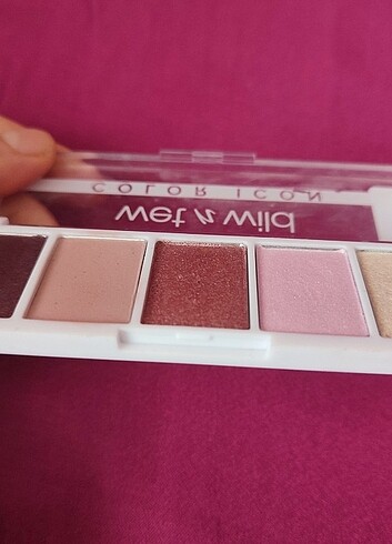 Beden Wet n Wild Color İkon Peel/Peler
