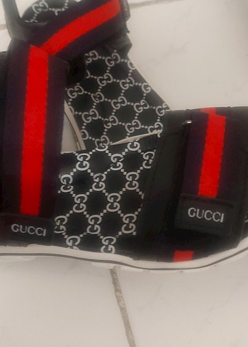 Kırmızı Baskılı Gussi marka deri Sandalet - Görsel 2