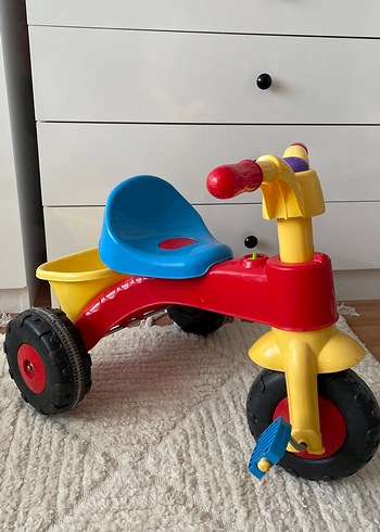 Renkli Çocuk Üç Tekerlekli Bisiklet