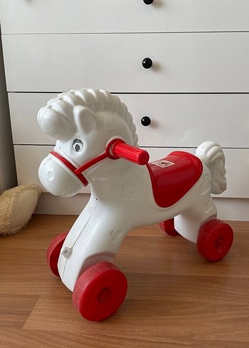 Diğer Beden beyaz Renk Beyaz At Figürlü Çocuk Üç Tekerlekli Bisiklet