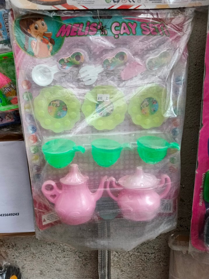 Renkli Oyuncak Çay Seti Yeşil bardak ve altlikli - Görsel 2