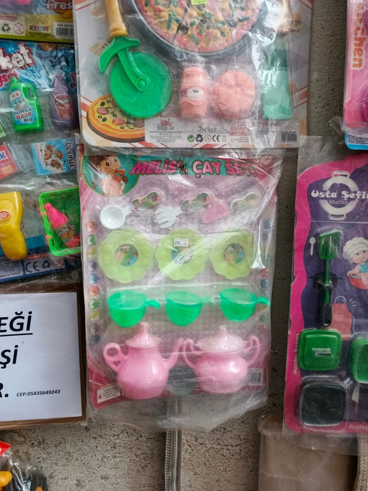 Renkli Oyuncak Çay Seti Yeşil bardak ve altlikli - Görsel 3