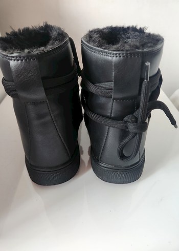 Siyah Kürklü Kadın Dolgu Topuk Bot HM KAR BOTU - Görsel 3