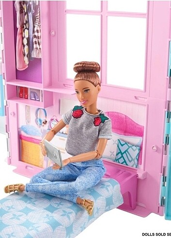 Barbie'nin tasinabilir portatif evi