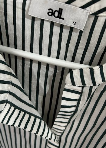 Çizgili gömlek - Görsel 3