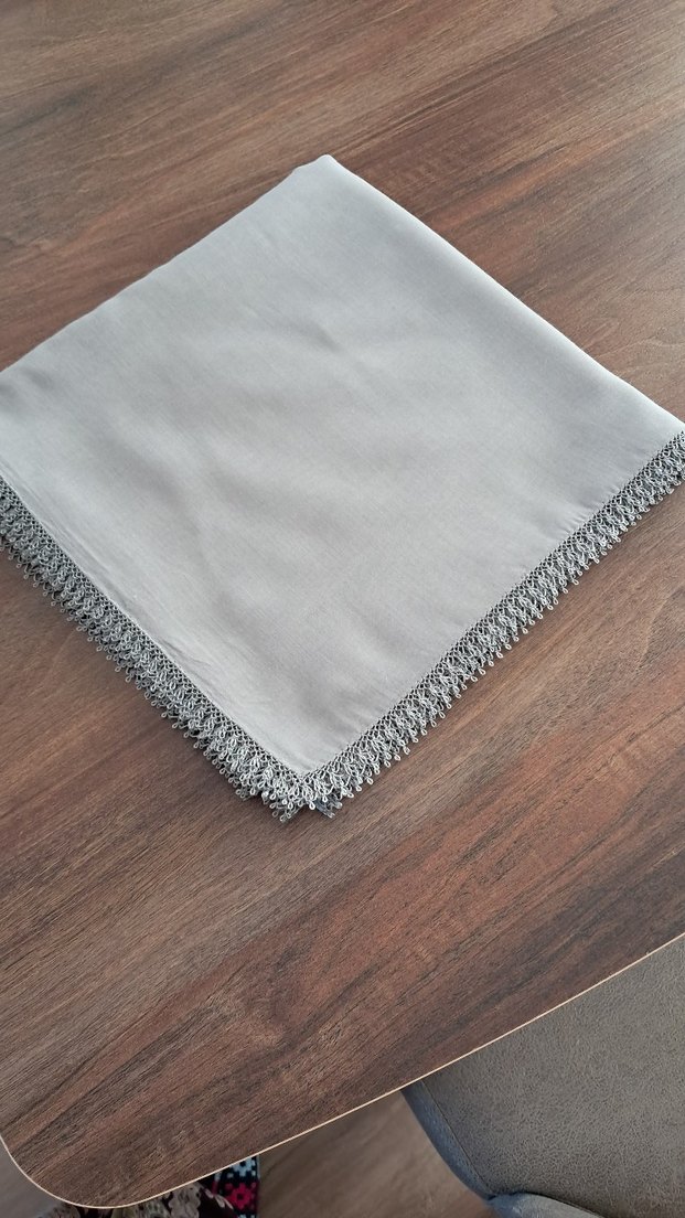 Gri renk iğne oyası çember yazma - Görsel 4