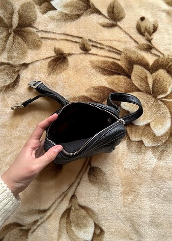 Pul
landbear Siyah Deri Bel Çantası - Görsel 4