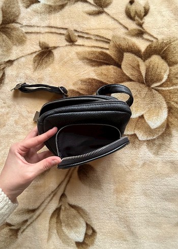 Pul
landbear Siyah Deri Bel Çantası - Görsel 7