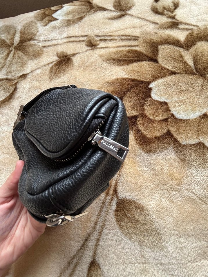 Pul
landbear Siyah Deri Bel Çantası - Görsel 2