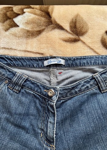 Düşük bel kot pantolon - Görsel 3