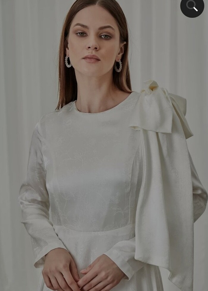 Ekru saten elbise - Görsel 2