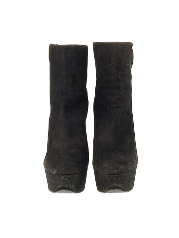 37 Beden Stuart Weitzman Bot %70 İndirimli.