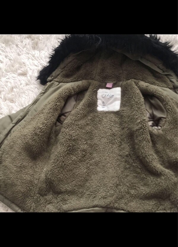 Yurt dışı ürünü kürklü mont - Görsel 2