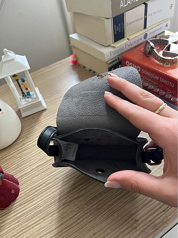 Beden Miniso Siyah Mini Çanta