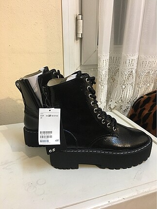 h&m bot