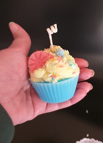 Mavi meyveli cupcake mumu  - Görsel 4