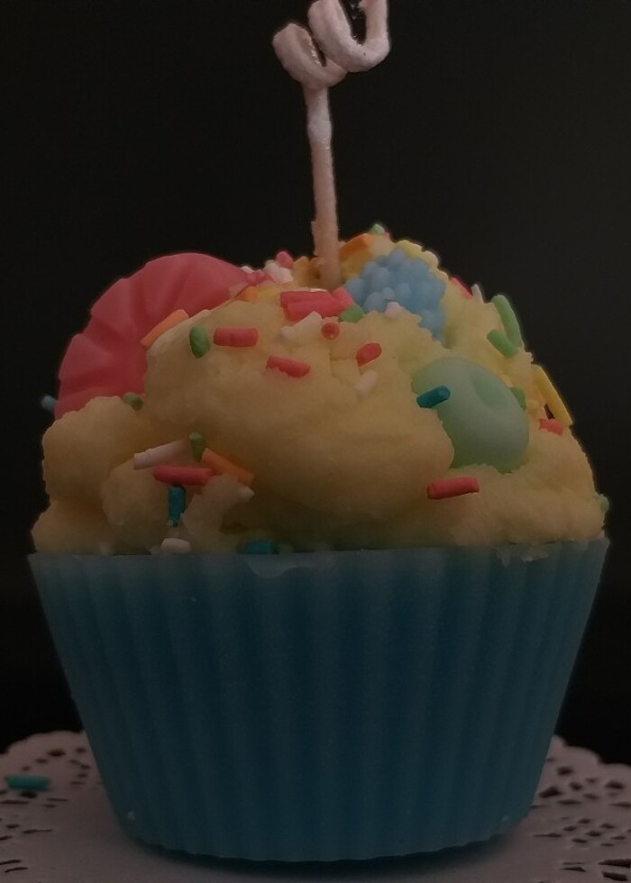 Mavi meyveli cupcake mumu  - Görsel 5