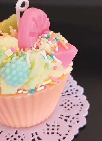 Somon çoklu Meyvi çikolatalı cupcake mumu hediyelik dekoratif  - Görsel 5