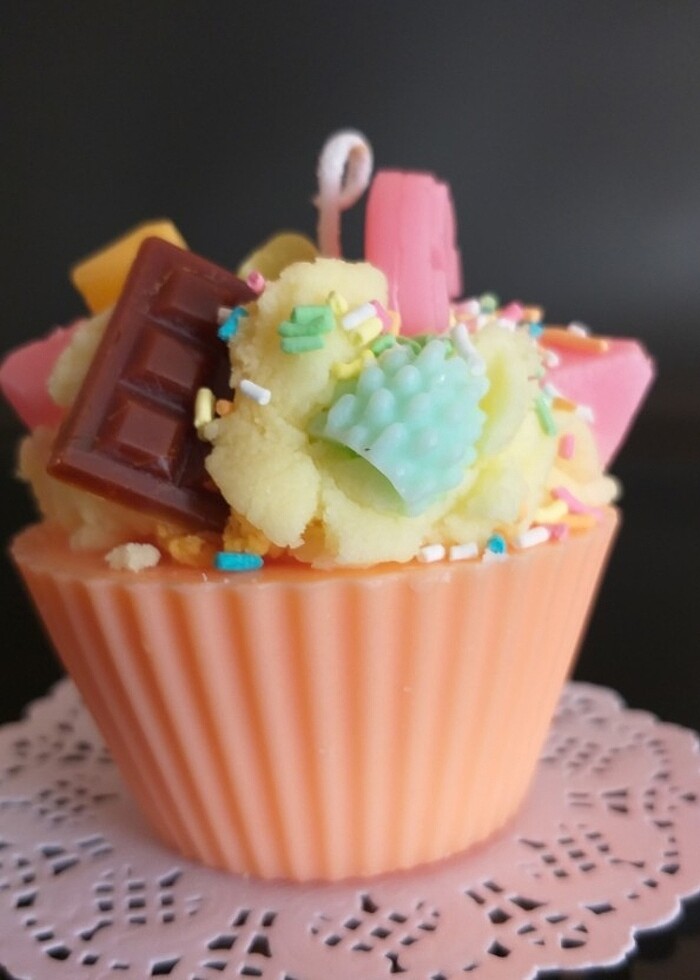 Somon çoklu Meyvi çikolatalı cupcake mumu hediyelik dekoratif  - Görsel 2