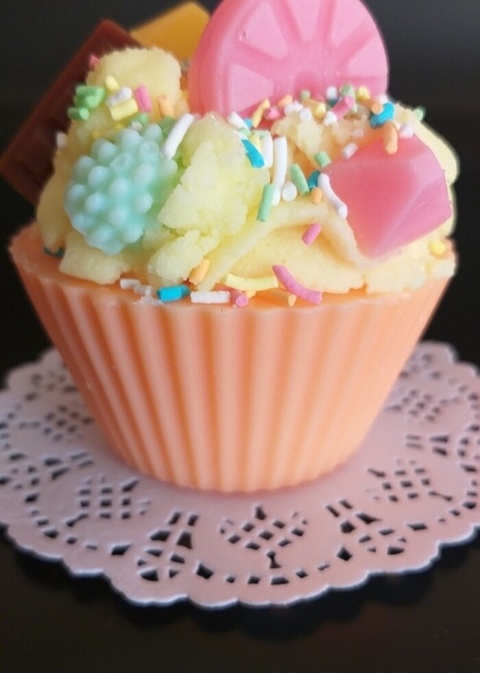 Somon çoklu Meyvi çikolatalı cupcake mumu hediyelik dekoratif  - Görsel 4