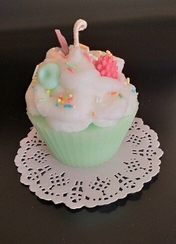 Açık yeşil çoklu meyveli çikolatalı cupcake mumu  - Görsel 3