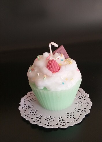 Açık yeşil çoklu meyveli çikolatalı cupcake mumu  - Görsel 4