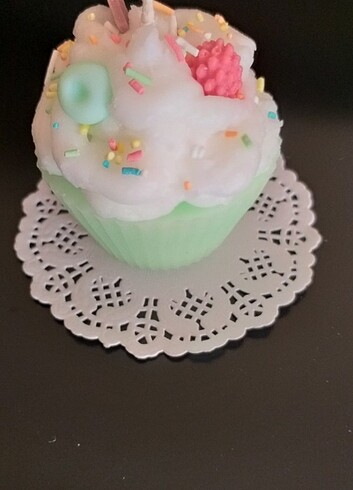 Açık yeşil çoklu meyveli çikolatalı cupcake mumu  - Görsel 8