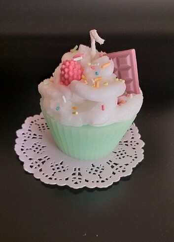 Açık yeşil çoklu meyveli çikolatalı cupcake mumu  - Görsel 11