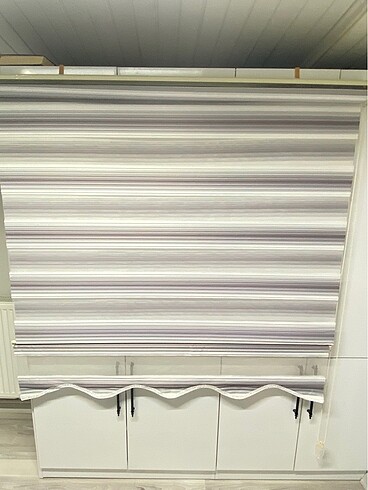 Beden çeşitli Renk Temiz sorunsuz zebra Stor perde 133 x 200