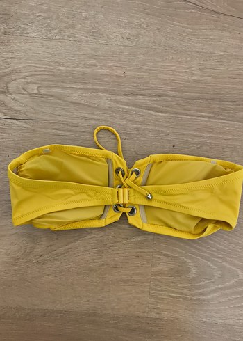 Sarı Kemer Detaylı Straplez Bikini Üstü - Görsel 2
