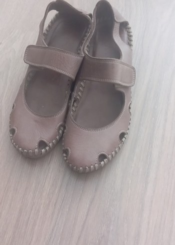 Bej Minimalist Kadın Dolgu Topuk Babet