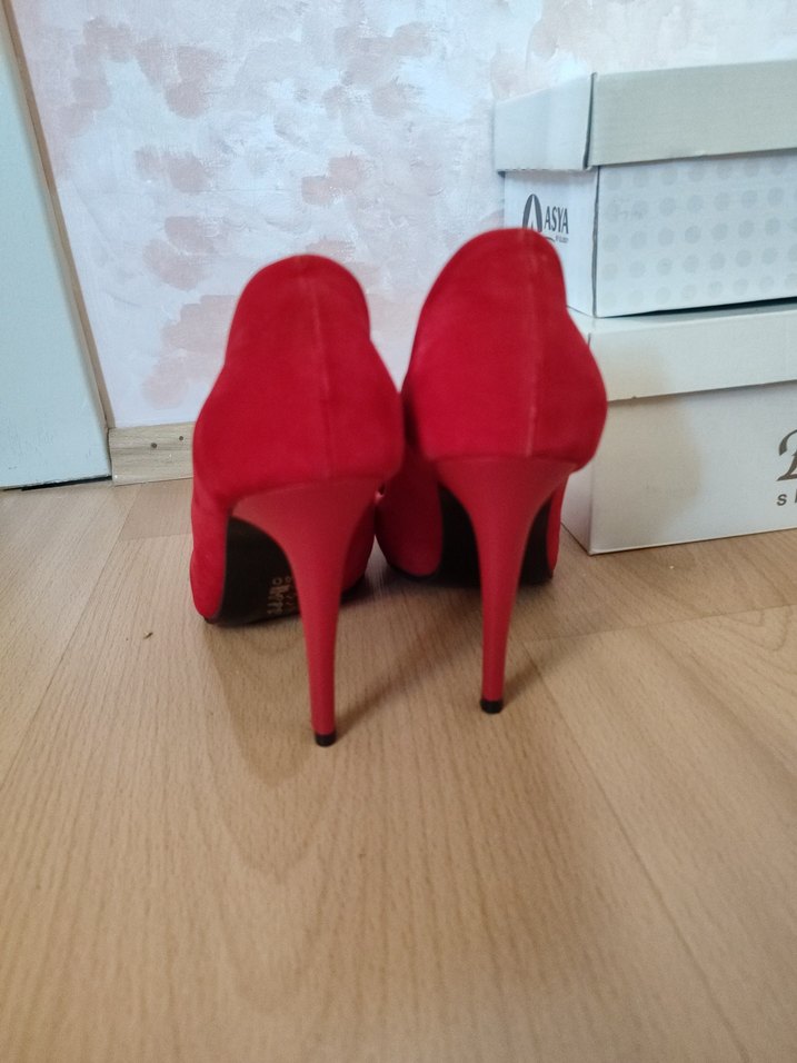Klasik Kırmızı Süet Stiletto Kadın Ayakkabı - Görsel 5