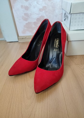 Kırmızı Süet Stiletto Topuklu Kadın Ayakkabı